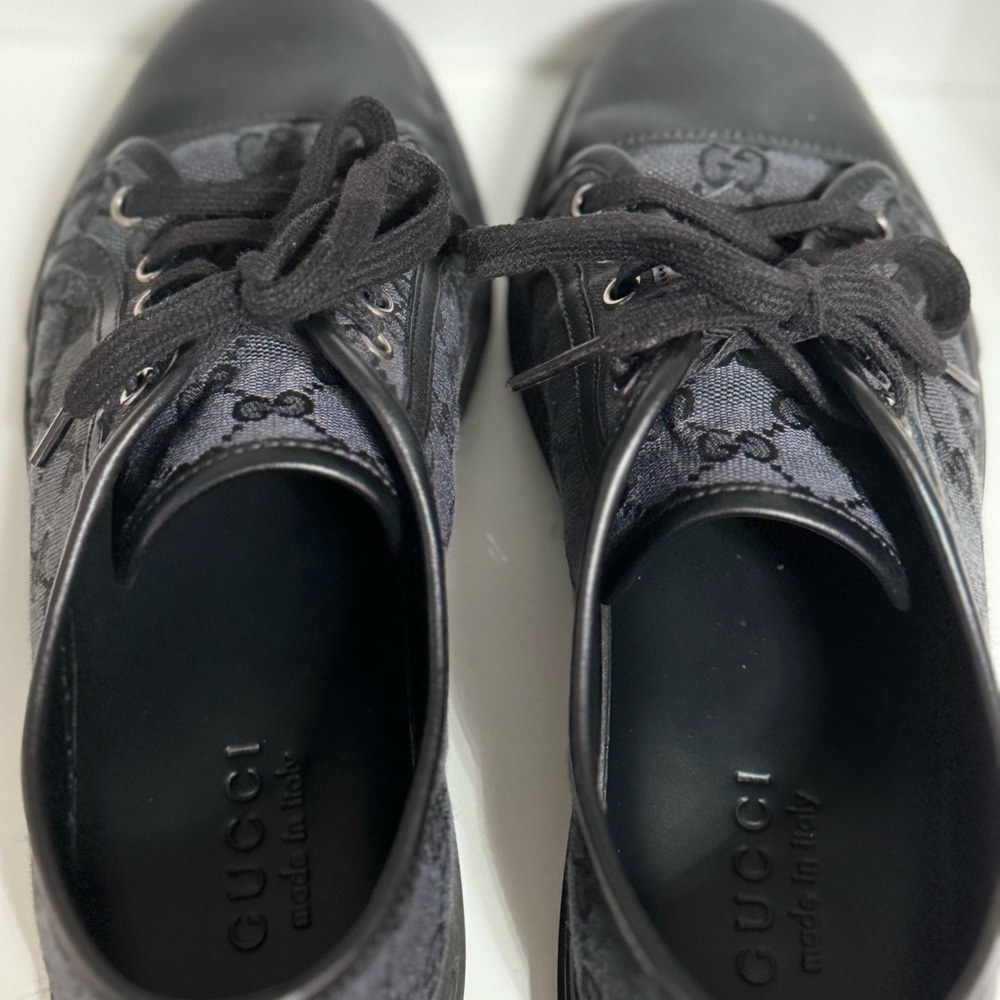 Men’s Gucci shoes - Picture 6 of 6